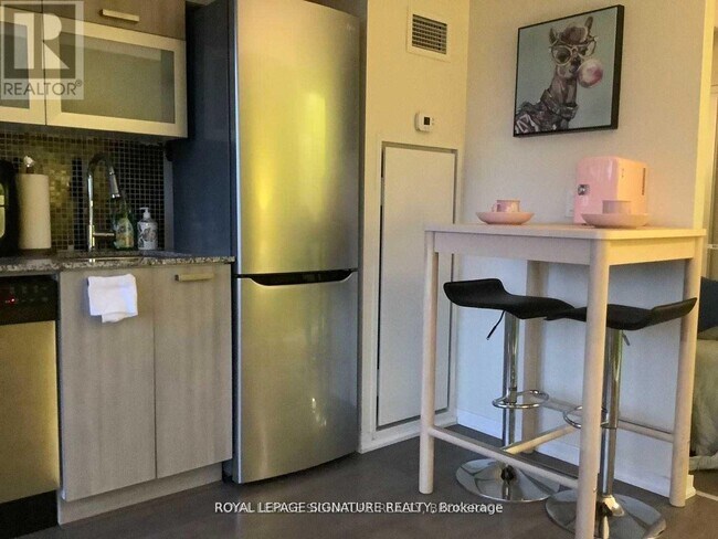 Photo - 36 Lisgar St Unité 729E