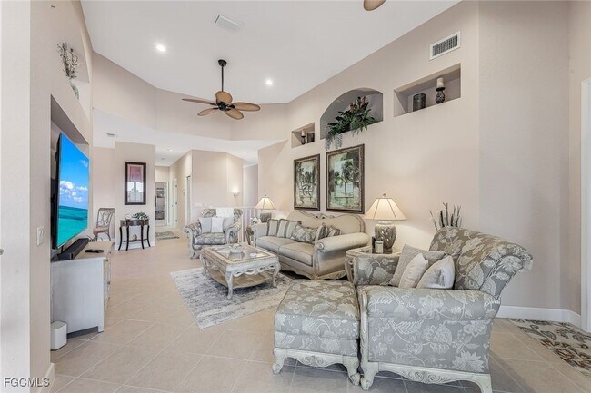 Photo - 16580 Crownsbury Way Unit 202