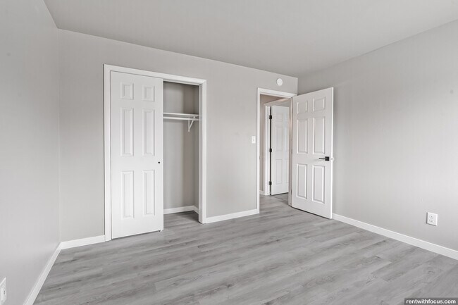 Photo - Elm Street Apartments