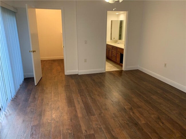 Photo - 2942 SW 22nd Cir