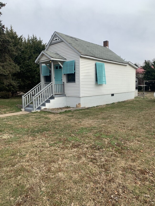 201 N Franklin St