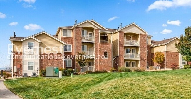 Photo - 2675 S Danube Way Unidad 204
