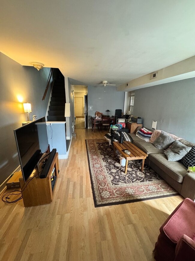 Photo - 3 bed 2 bath close to VCU