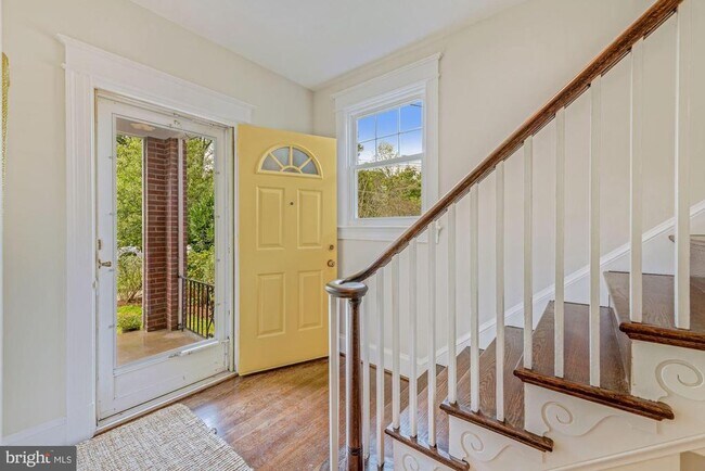 Photo - 5923 33rd St NW