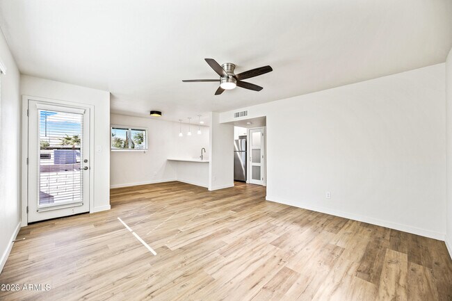 Photo - 4139 N 27th St Unit 4