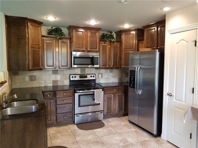 Photo - 3804 SW High Point Ave