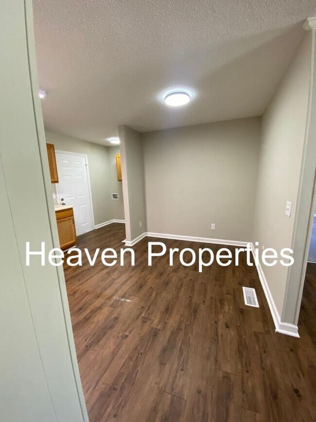 511 Dixie St
