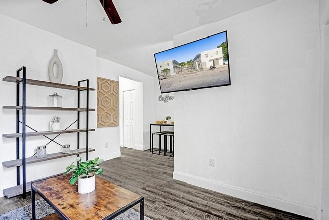 Photo - Miami Station