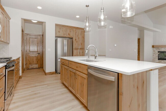 Photo - 2 Bedroom with Study in Seven Lakes