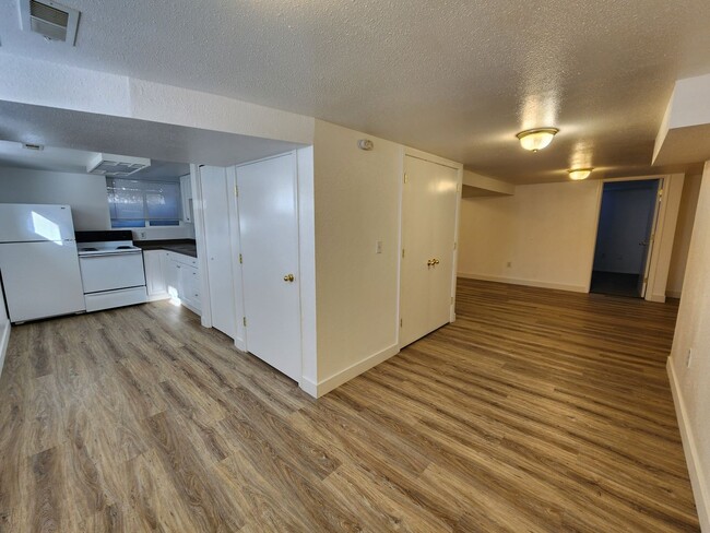 Photo - 2571 E 3300 S Unit B