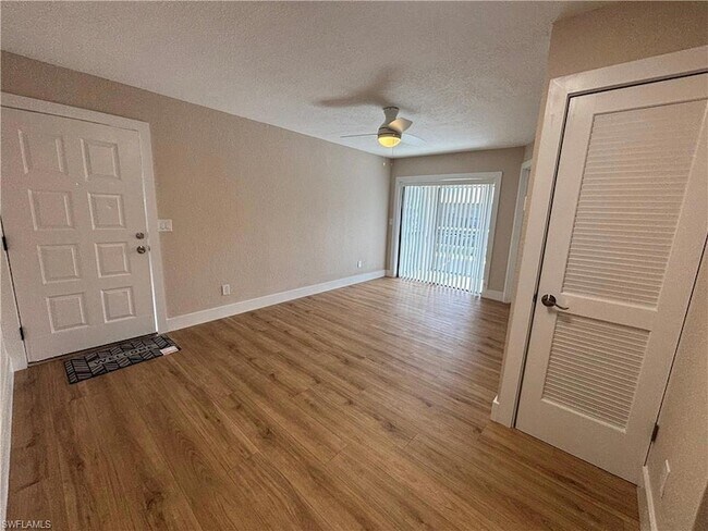 Photo - 5327 Summerlin Rd