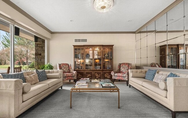 Photo - 3601 Greenway Unit 101