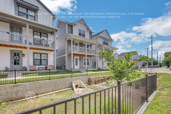 Photo - 258 Founders Ln