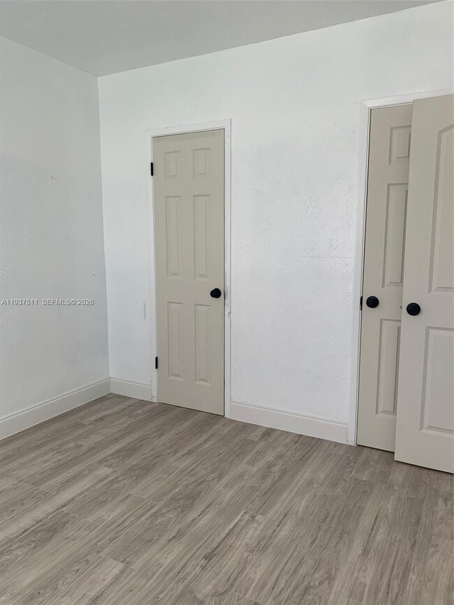 Photo - 16675 NE 20th Ave Unit 5