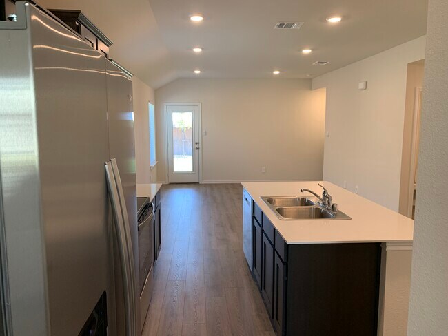 Photo - 2111 Texoma Pkwy