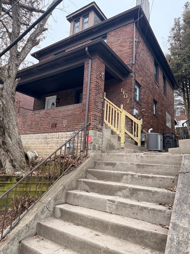 Building Photo - 1107 Illinois Ave