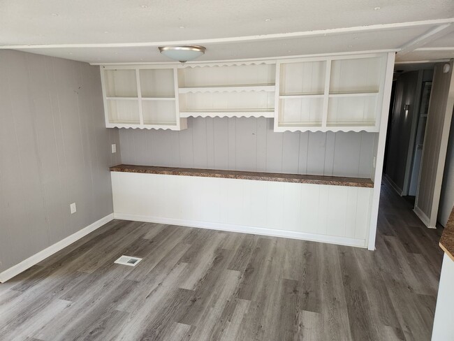 Photo - Springfield Rental