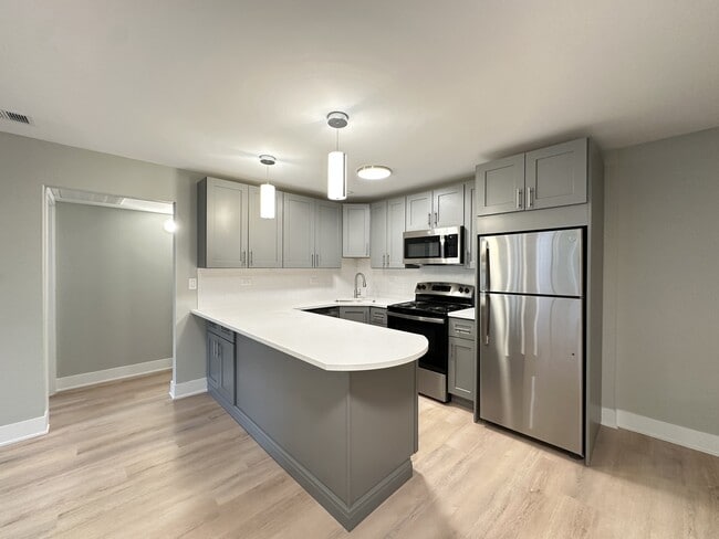 Photo - 1226 N Dearborn St Unit 4X