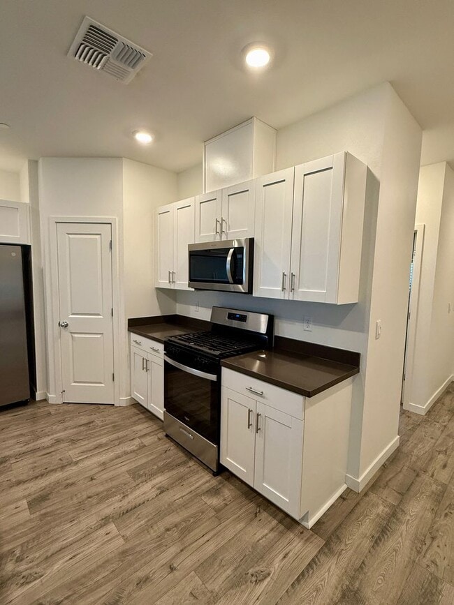 Photo - Beautiful 3 bedroom 2 bath w/Pool available in Orland!