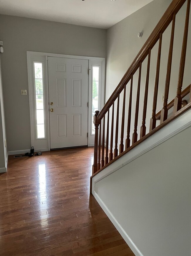 248 Greenshire Ln