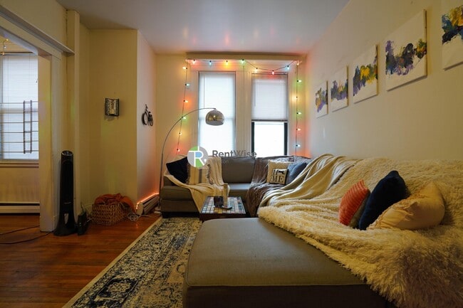 Photo - 72 Gardner St Unit D1