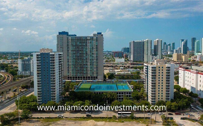 Photo - 850 N Miami Ave Unidad W-2101