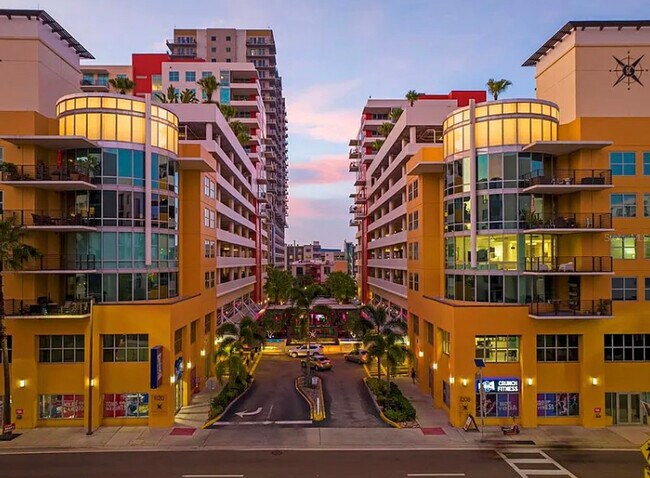 Photo - 1208 E Kennedy Blvd Unidad Exclusive Designer Condo