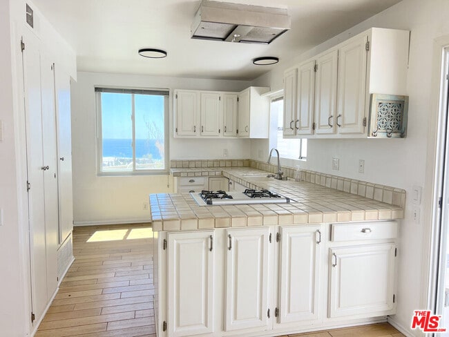 Photo - 6232 Tapia Dr Unit A