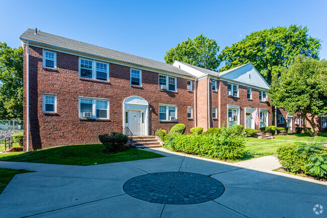 Maple Gardens Apartments - Maple Gardens Apartments