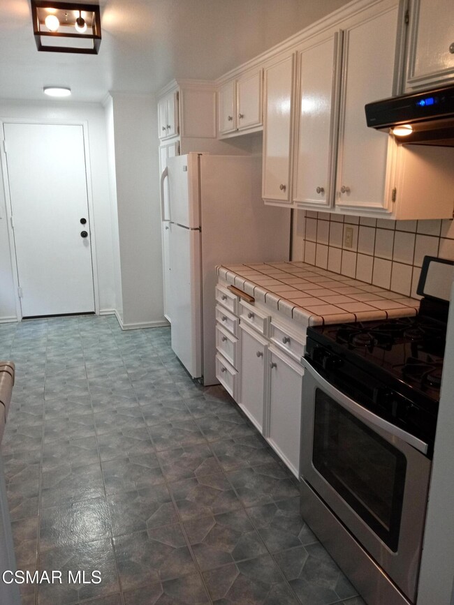 Photo - 115 N Donna St