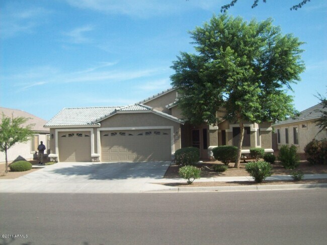 Photo - 2132 W Carter Rd House