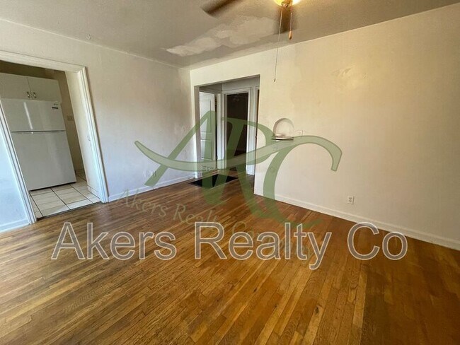 Photo - 416 S Prairie Ave