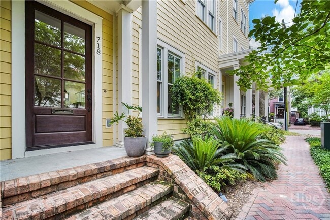 Photo - 718 Tattnall St