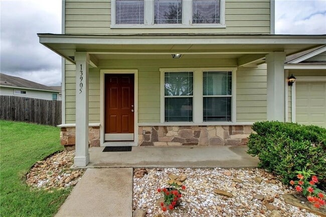 Photo - 13905 Briarcreek Loop