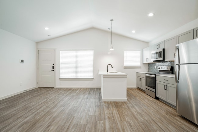 Photo - Parkside Green at Bishop Ridge