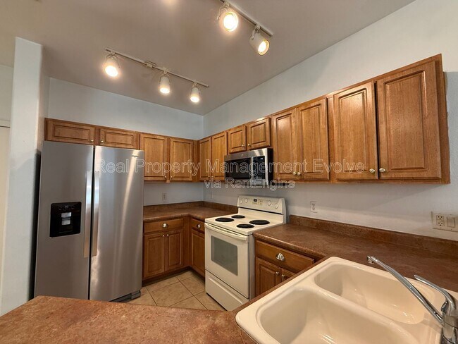 Photo - 1702 E Bell Rd Unit 104