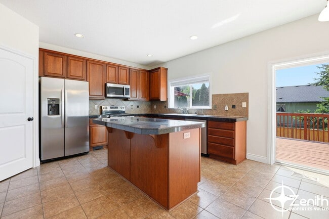 Photo - 1107 NE 127th St