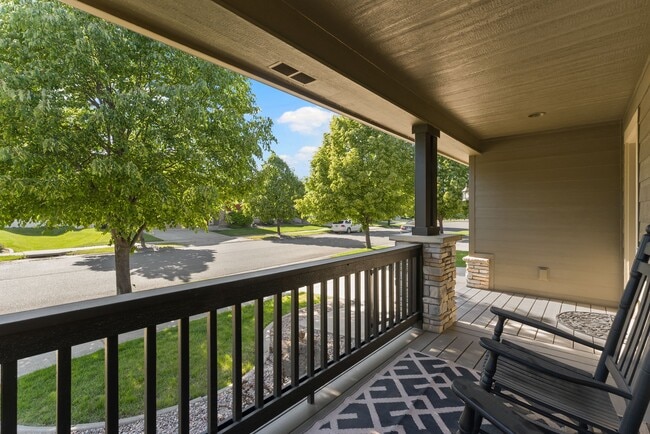 Photo - 1790 N Winchester St