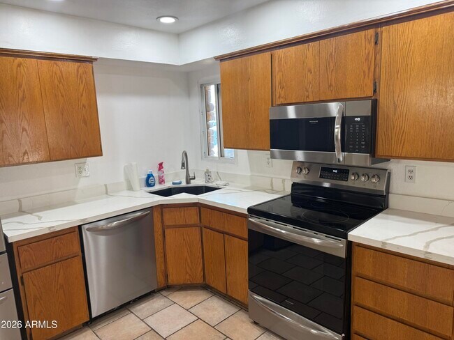 Photo - 6410 W Purdue Ave
