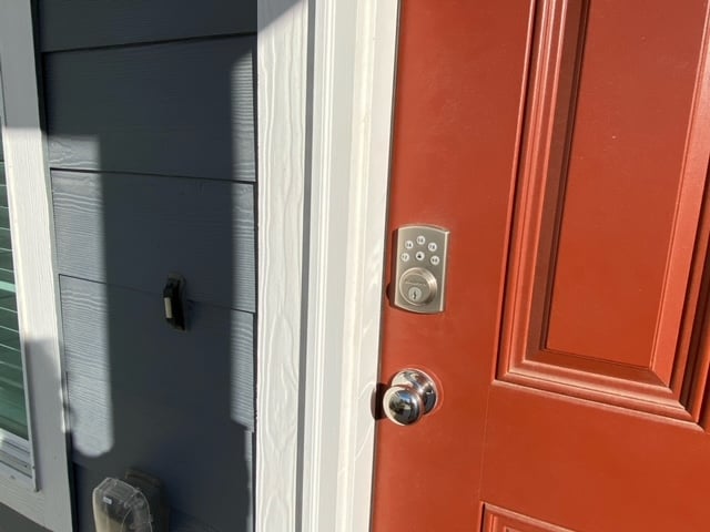 Photo - 3208 Coyote Way