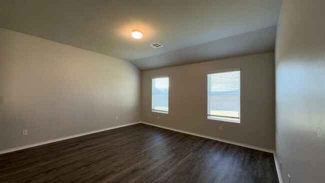 Photo - 1928 Timber Dale Dr