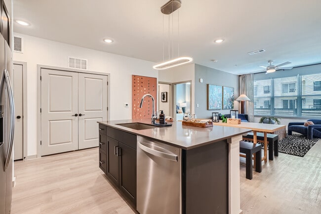Photo - Standard on the River Apartments