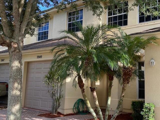 Building Photo - 9949 E Villa Cir