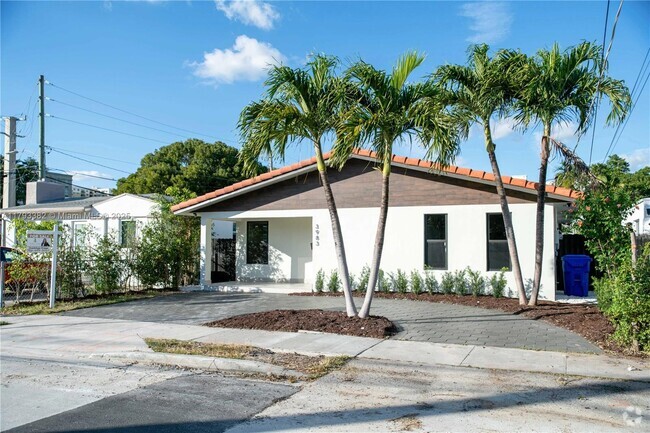 Building Photo - 3983 SW 2nd St Rental