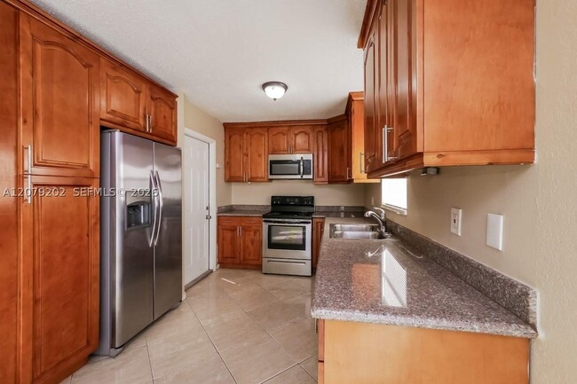 Photo - 7750 NW 45th St