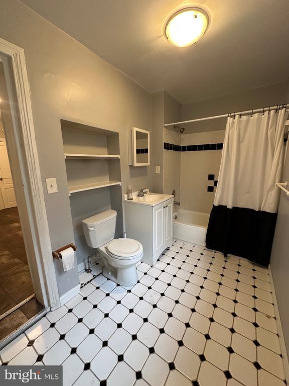 Photo - 1233 Ellsworth St