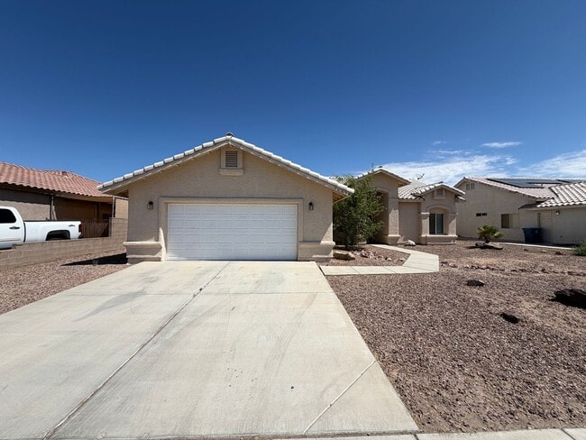 Building Photo - 3 BED 2 BATH IN YUMA EAST!