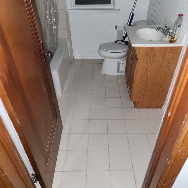 Photo - 12000 Mitchell St Unidad Mitchell Upper