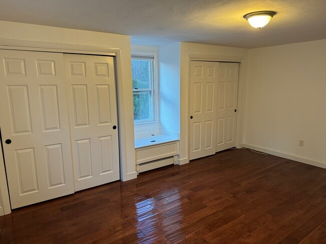 Photo - 108 High St Unit B