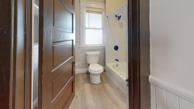 Photo - 800 E 157th St Unit 1 - Down